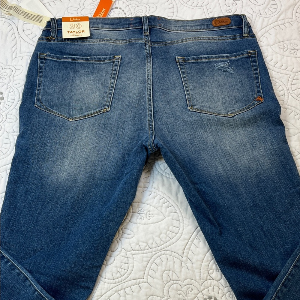 Dittos Women's Taylor Mid Rise Crop Legging Jean Size 30 NWT - Picture 5 of 9